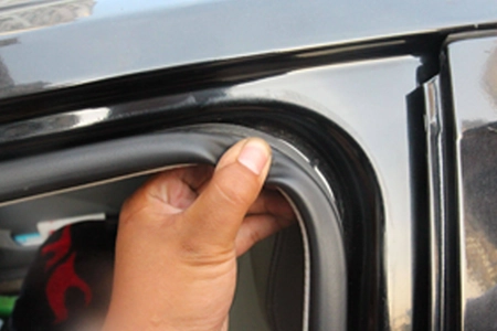 Guarnizioni carrozzeria/coperture antipolvere (resistenza agli agenti atmosferici e alle basse temperature)